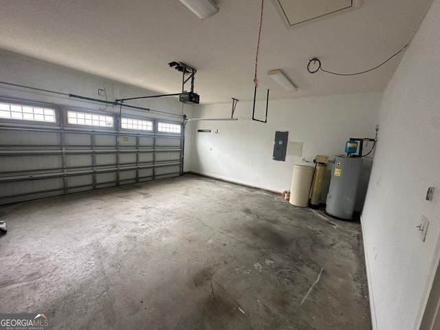 101 Waters Edge Drive, Kingsland, GA 31548