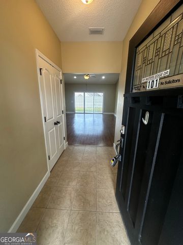 101 Waters Edge Drive, Kingsland, GA 31548