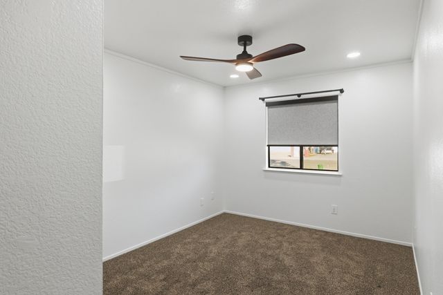 1405 Huntsman Avenue, Selma, CA 93662