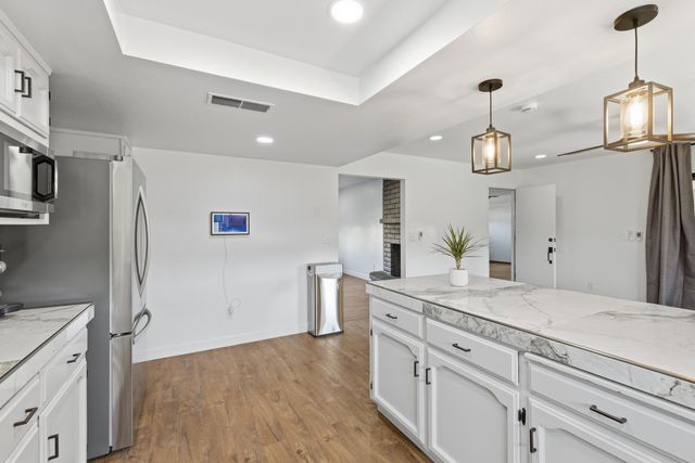 1405 Huntsman Avenue, Selma, CA 93662