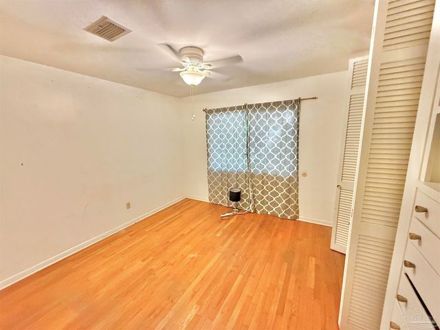 1720 N 61st Ave, Pensacola, FL 32506