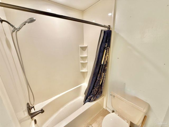 1720 N 61st Ave, Pensacola, FL 32506