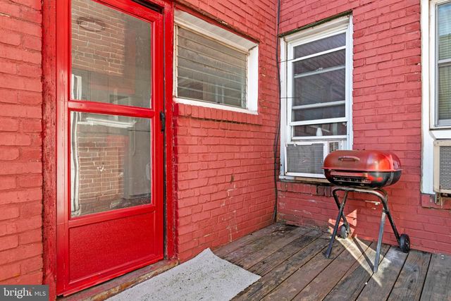 83 HARTLEY RD, Lansdowne, PA 19050