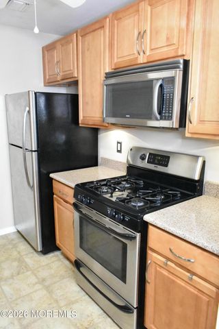 603 Bromelia Court, Jackson, NJ 08527