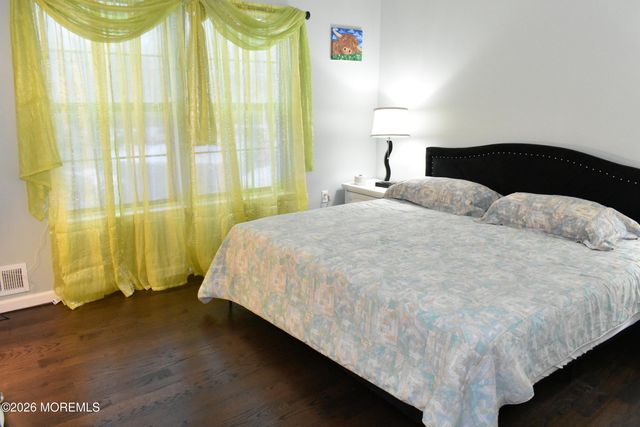 603 Bromelia Court, Jackson, NJ 08527