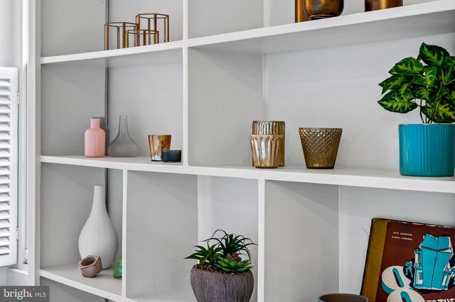 801 PARK AVE, Baltimore, MD 21201