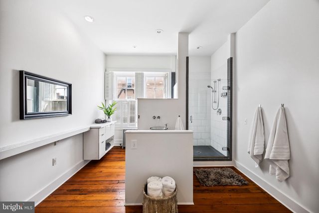 801 PARK AVE, Baltimore, MD 21201