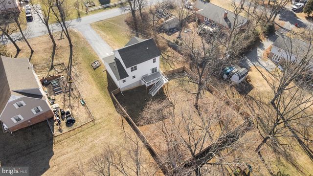 239 SUNLITE DR, Charles Town, WV 25414