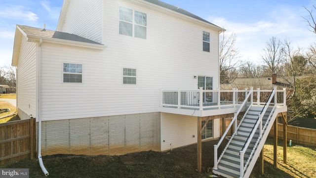 239 SUNLITE DR, Charles Town, WV 25414