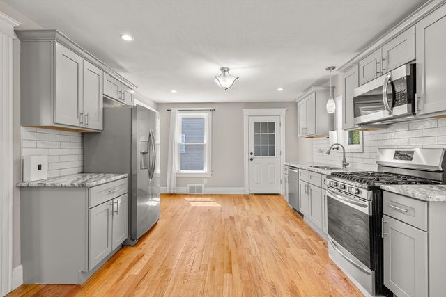 120 N Main St, East Longmeadow, MA 01028