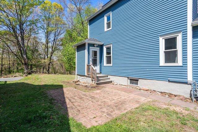 120 N Main St, East Longmeadow, MA 01028