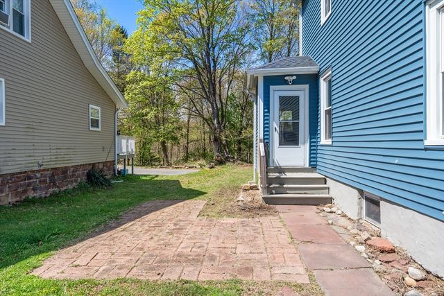 120 N Main St, East Longmeadow, MA 01028
