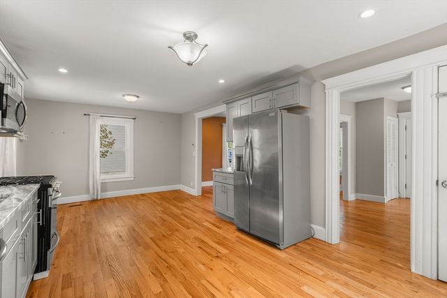 120 N Main St, East Longmeadow, MA 01028
