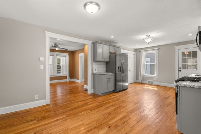 120 N Main St, East Longmeadow, MA 01028