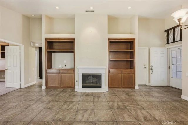 919 W Fruitvale, Hemet, CA 92543