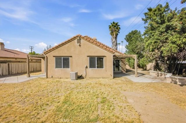 919 W Fruitvale, Hemet, CA 92543