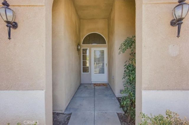 919 W Fruitvale, Hemet, CA 92543