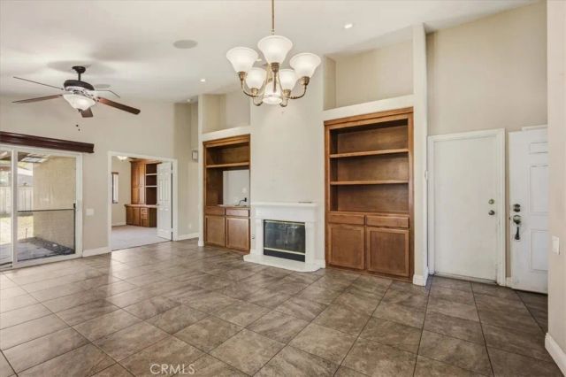 919 W Fruitvale, Hemet, CA 92543