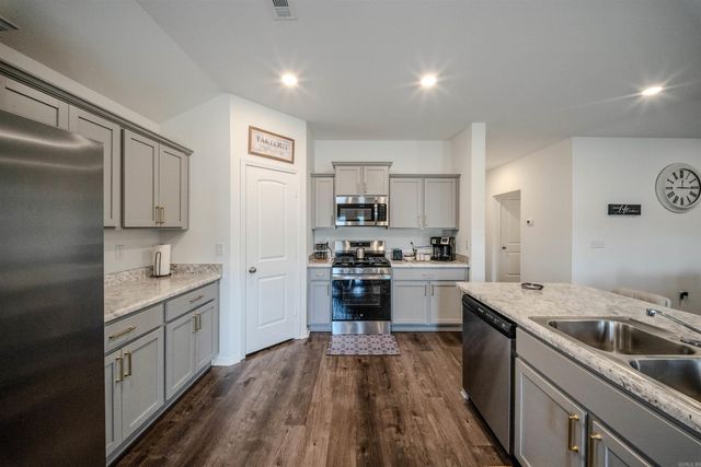 11078 River Valley Drive, Hensley, AR 72065