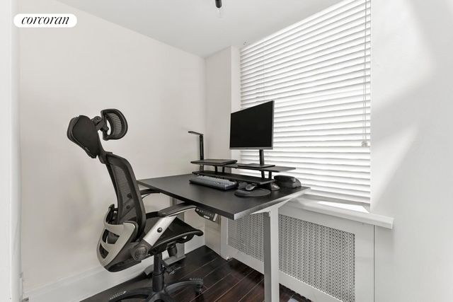 857 9th Ave Apt 5A, New York City, NY 10019