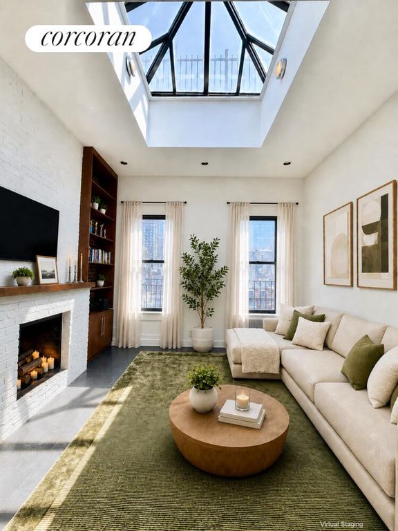 857 9th Ave Apt 5A, New York City, NY 10019