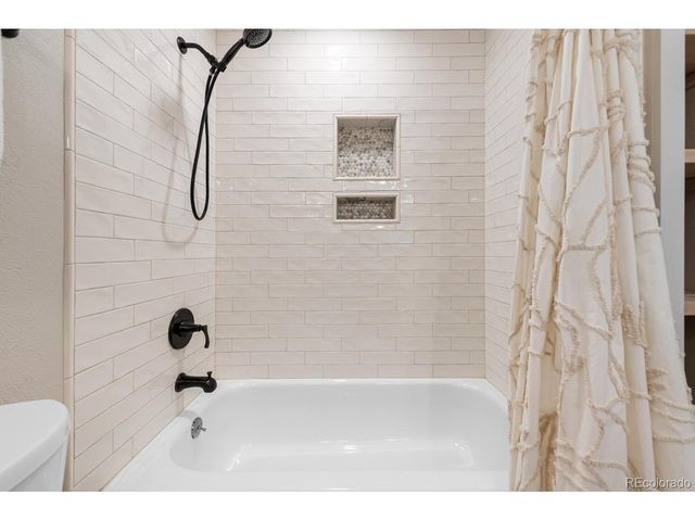 6945 Braun Ct, Arvada, CO 80004