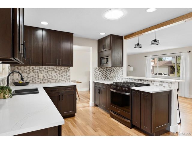 6945 Braun Ct, Arvada, CO 80004