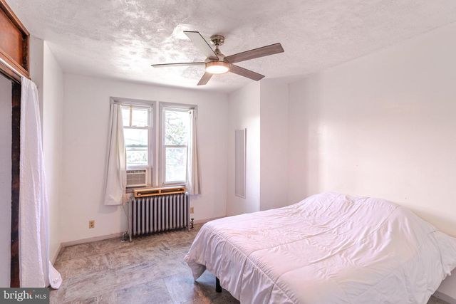 955 PRATT ST, Philadelphia, PA 19124
