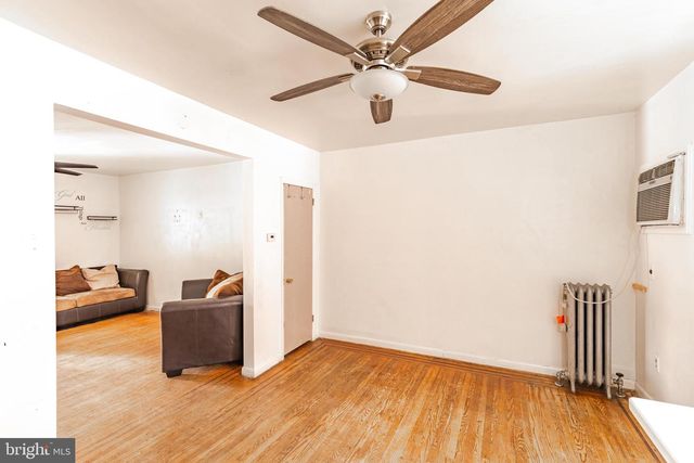955 PRATT ST, Philadelphia, PA 19124