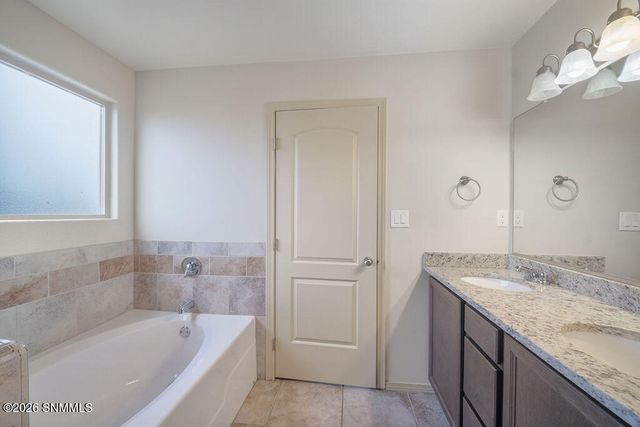 7138 Redondo Street, Las Cruces, NM 88012