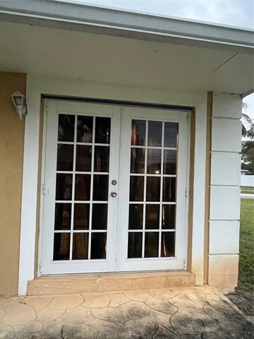 3401 NW 5th Place, Lauderhill, FL 33311