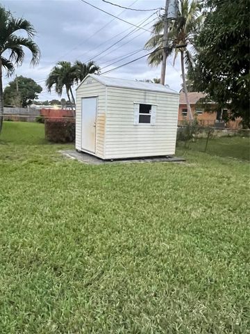 3401 NW 5th Place, Lauderhill, FL 33311