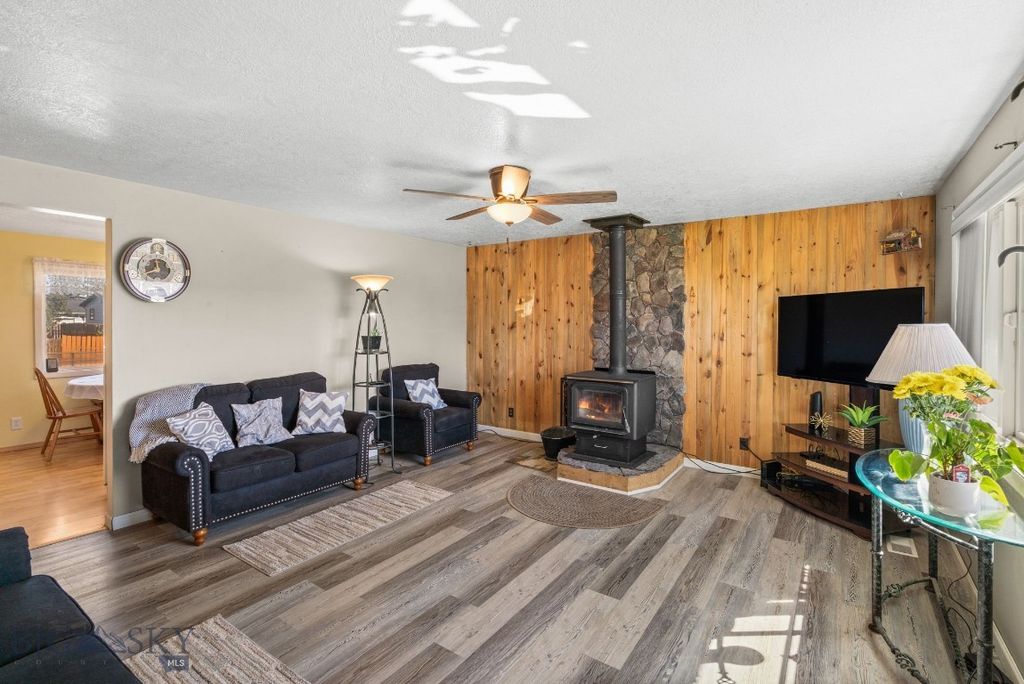 9 Skihi Street, Dillon, MT 59725