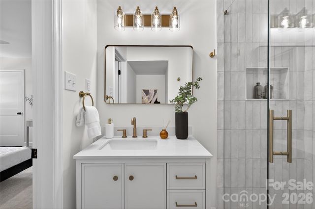 1521 Starbrook Drive, Charlotte, NC 28210