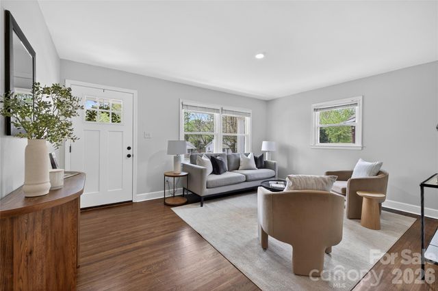 1521 Starbrook Drive, Charlotte, NC 28210