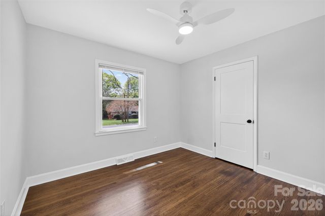 1521 Starbrook Drive, Charlotte, NC 28210