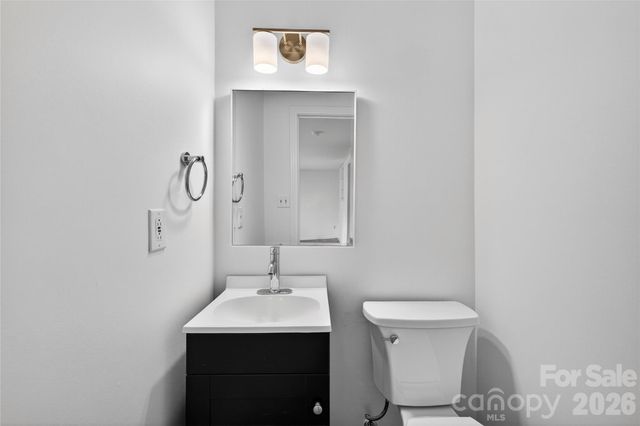 1521 Starbrook Drive, Charlotte, NC 28210