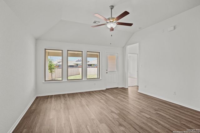 10275 Bartenheim Dr, Schertz, TX 78154