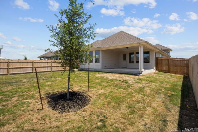 10275 Bartenheim Dr, Schertz, TX 78154