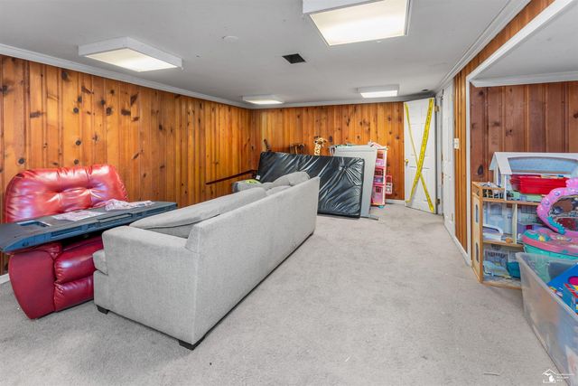 22137 Haskell Street, Taylor, MI 48180