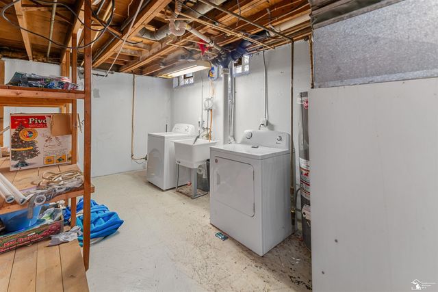 22137 Haskell Street, Taylor, MI 48180