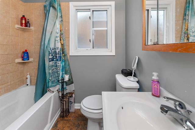 22137 Haskell Street, Taylor, MI 48180