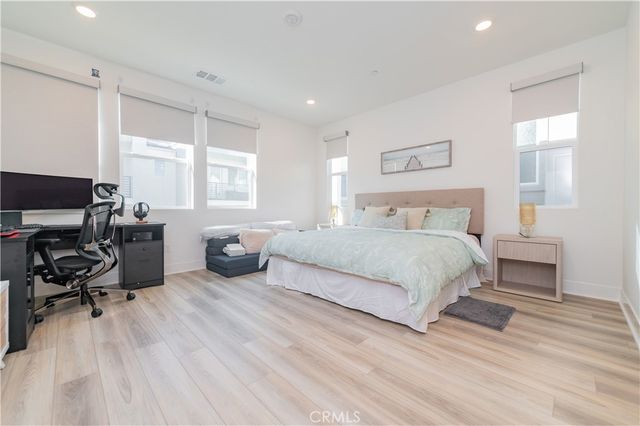 168 Sash, Irvine, CA 92618