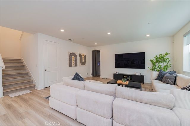 168 Sash, Irvine, CA 92618