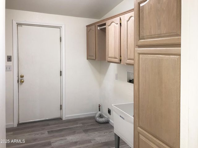 23275 W LOS HUESOS Way, Congress, AZ 85332