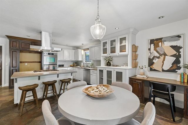 3225 Stonybrook Road, Oklahoma City, OK 73120