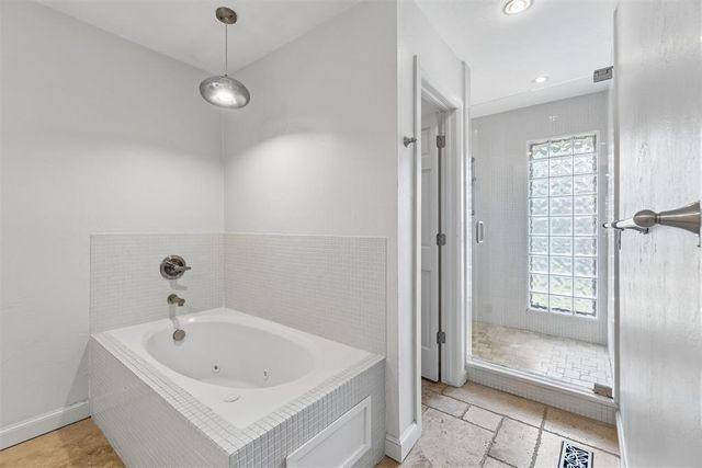 3225 Stonybrook Road, Oklahoma City, OK 73120