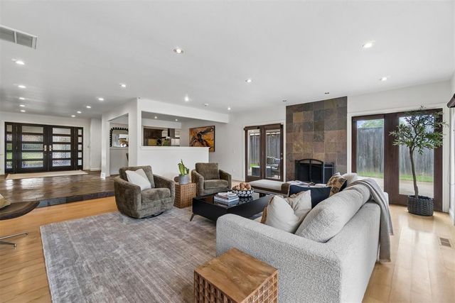 3225 Stonybrook Road, Oklahoma City, OK 73120
