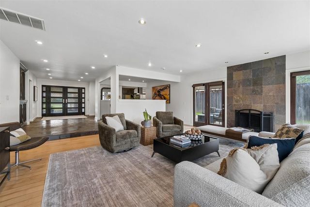 3225 Stonybrook Road, Oklahoma City, OK 73120