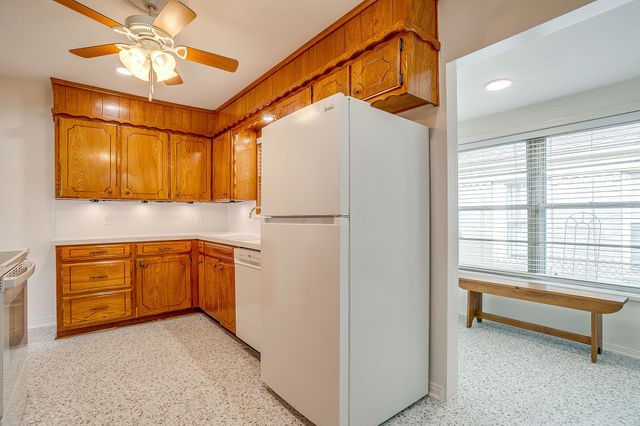 2812 Ryan Place Drive, Fort Worth, TX 76110